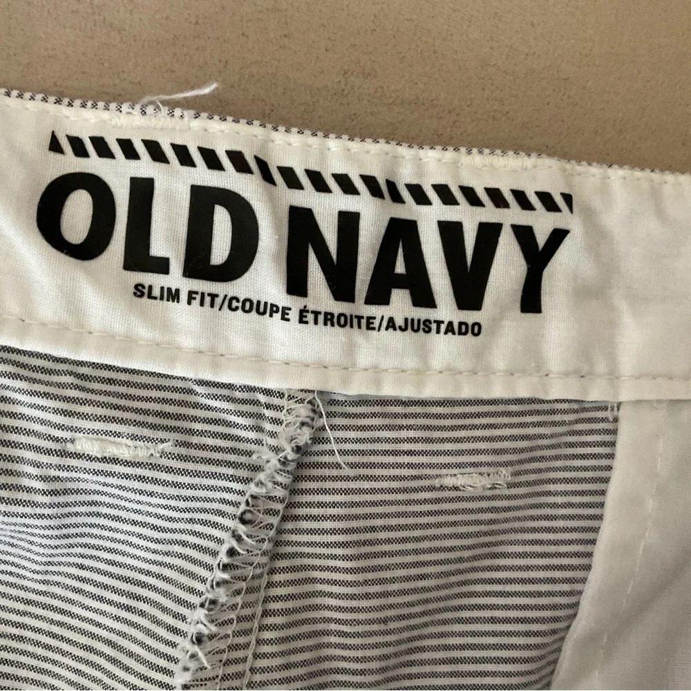 Old Navy questions leave